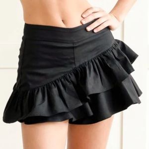 AC Rendon Leticia Skort - Black, Size 6. Like new, only worn once